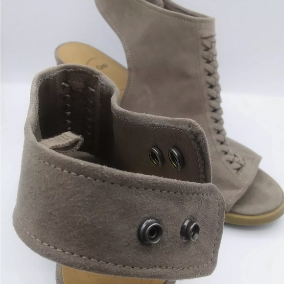 NWT GAP suede braided peep toe sandals women Size 8 block heel - Picture 6 of 9